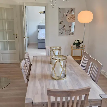 Frederik Stang's Garden Apartment Oslo