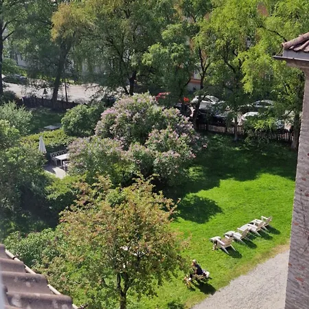 Frederik Stang's Garden Apartman *